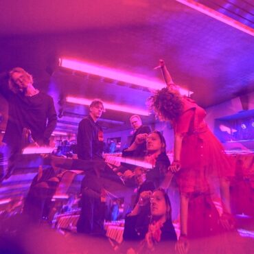 Arcade Fire publican su nuevo single 'Year of the Snake'