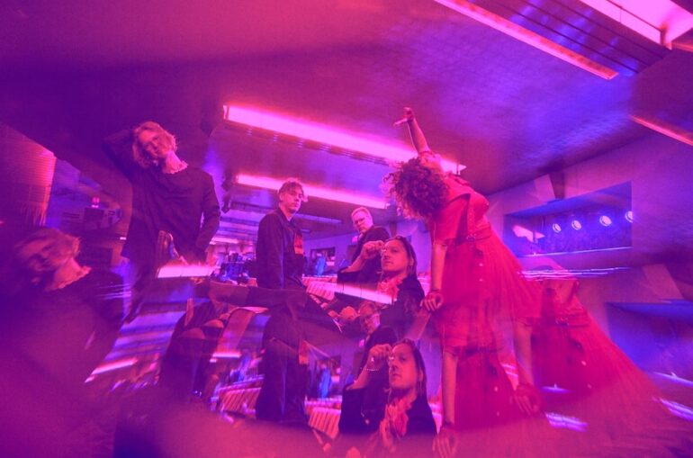 Arcade Fire publican su nuevo single 'Year of the Snake'