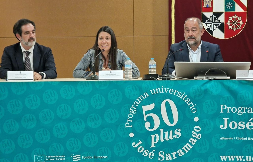 Clausura del curso 2024/2025 del programa universitario para mayores José Saramago 50 Plus de los cinco campus de la Universidad de Castilla-La Mancha - SURCO CLM, Diario digital