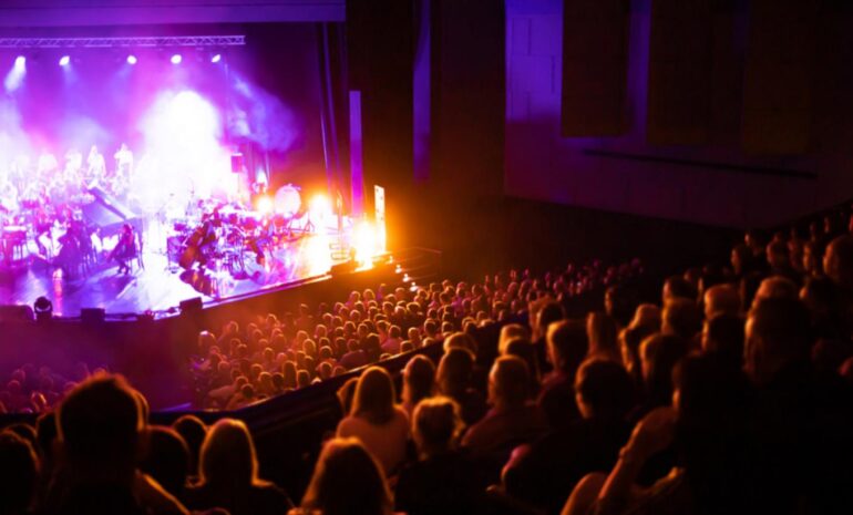 El DOCM publica la convocatoria para la adhesión de entidades a la Red de Artes Escénicas y Musicales para la temporada Primavera, Otoño y Circuito 2026 - SURCO CLM, Diario digital