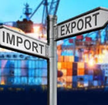 Las exportaciones de Castilla-La Mancha en 2025 alcanzarían los 11.380 millones de euros, lo que supone un incremento del 6,4%, consolidando la tendencia de los últimos años. - SURCO CLM, Diario digital