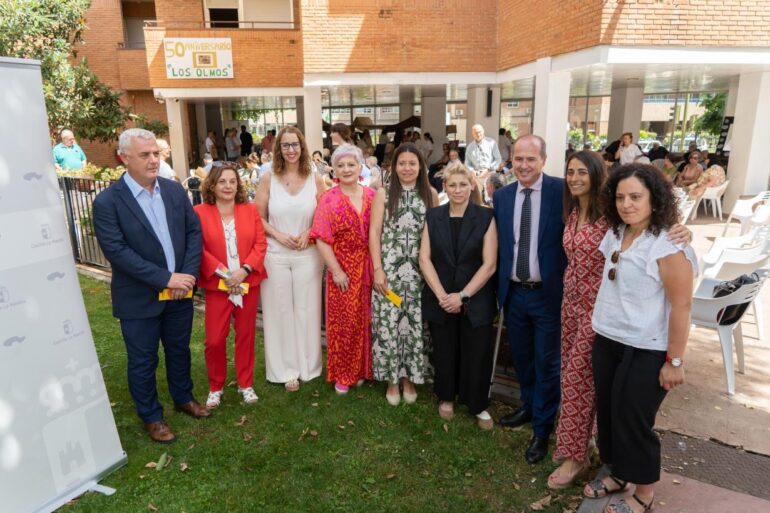 Castilla-La Mancha conmemora los 50 años de la residencia ‘Los Olmos’ y proyecta su futuro con una nueva infraestructura moderna y sostenible - SURCO CLM, Diario digital