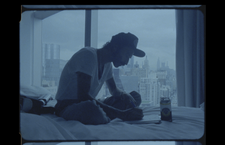 LEIVA anuncia el estreno de "HASTA QUE ME QUEDE SIN VOZ", su película documental