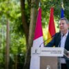 <p><strong>Page: «Honradez en política es cumplir», con inversión en comedores</strong></p>