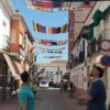 Tomelloso se cubre de croché: tradición y arte contra el calor
